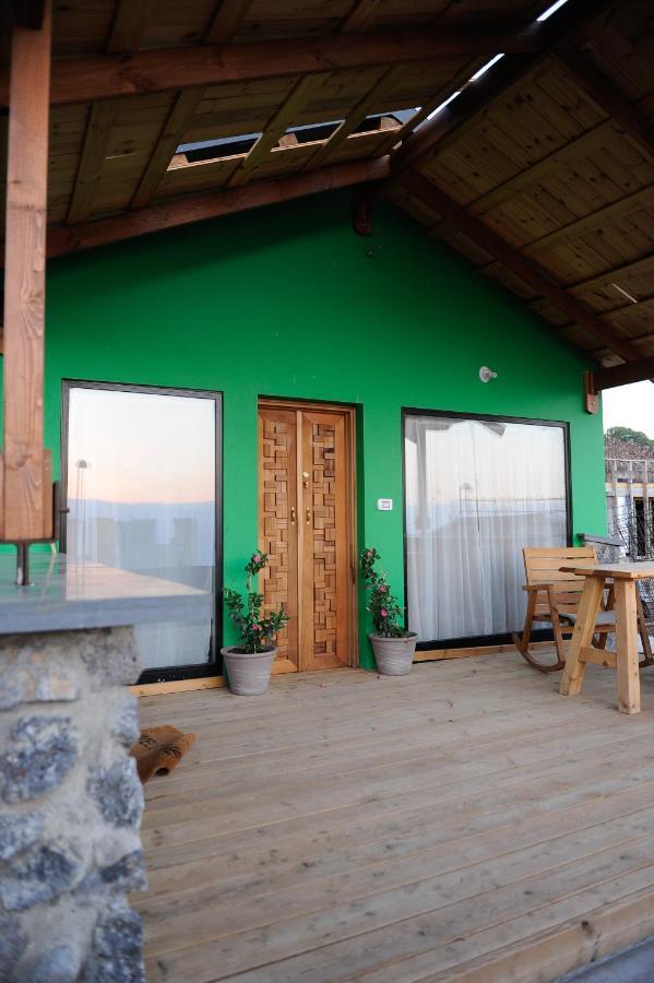 The Green And Red Cabins Ma'ale Gamla Eksteriør billede